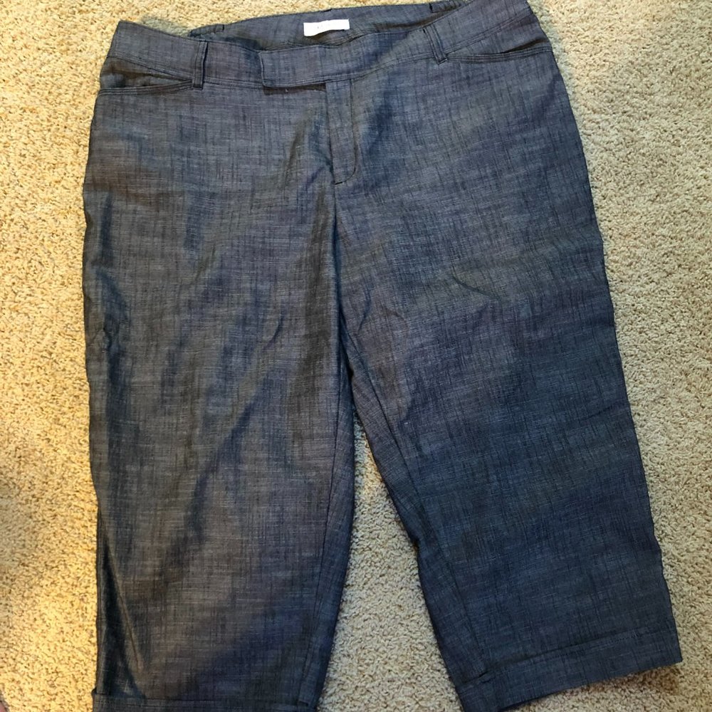 Grey pattern capris by CJ Banks